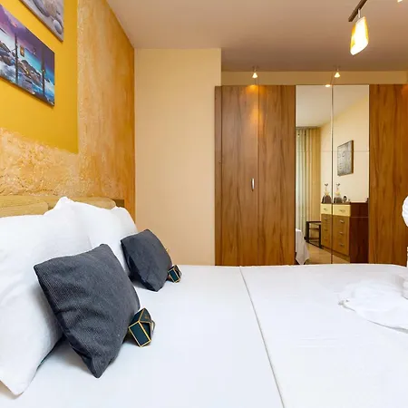 2br With Terrace By The Small Basilica & Old Town By Flat Manаger Plovdiv
