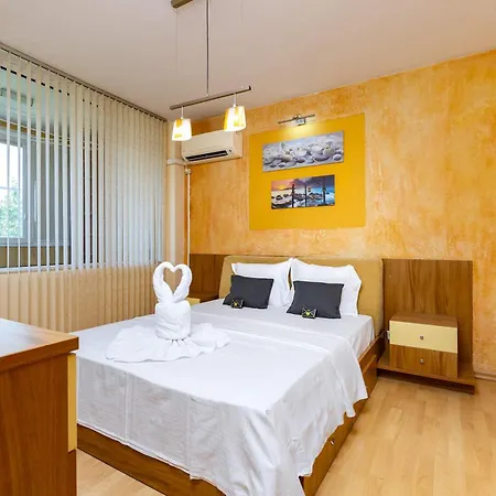 2br With Terrace By The Small Basilica & Old Town By Flat Manаger * 플로브디프