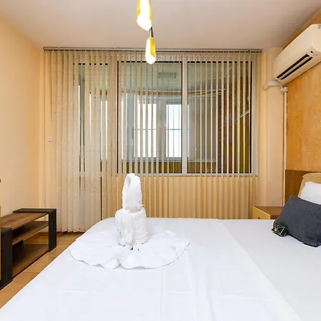 아파트 2br With Terrace By The Small Basilica & Old Town By Flat Manаger *