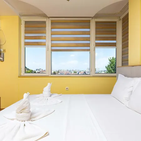 2br With Terrace By The Small Basilica & Old Town By Flat Manаger * Plovdiv